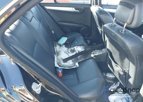 2013 Mercedes-Benz C 300 Sport 4Matic from USA, damaged, VIN WDDGF8ABXDA836626